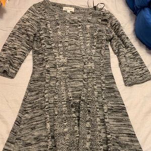 Knit grey and white long sleeve dress